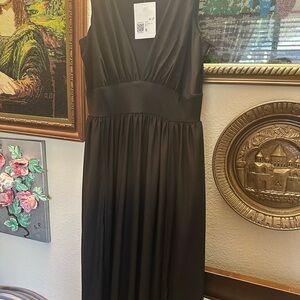 Elegant Black Sleeveless Dress